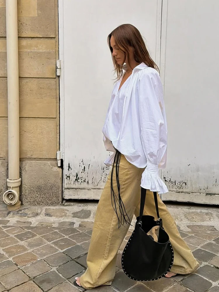 بلوزة نسائية بيضاء بياقة على ش - مراجعة Tie Front Shirt وسعره