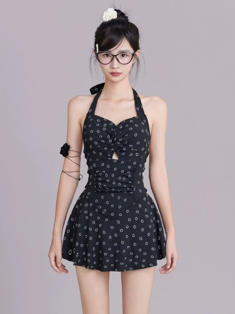 ملابس سباحة نسائية قطعة واحدة  - مراجعة Swimsuit One Piece وسعره
