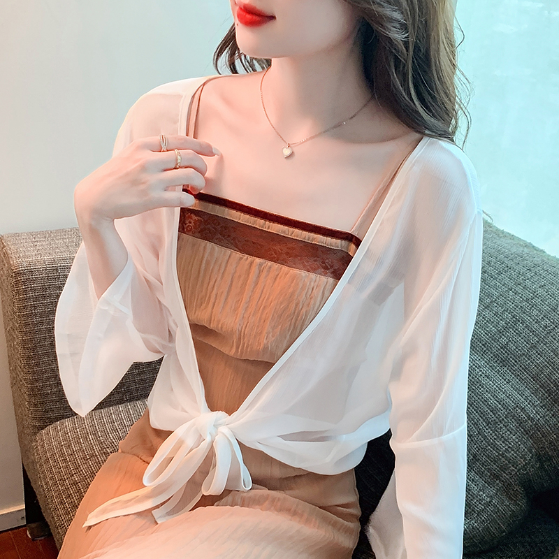 المرأة التعادل الجبهة رقيقة شي - مراجعة Tie Front Shirt وسعره