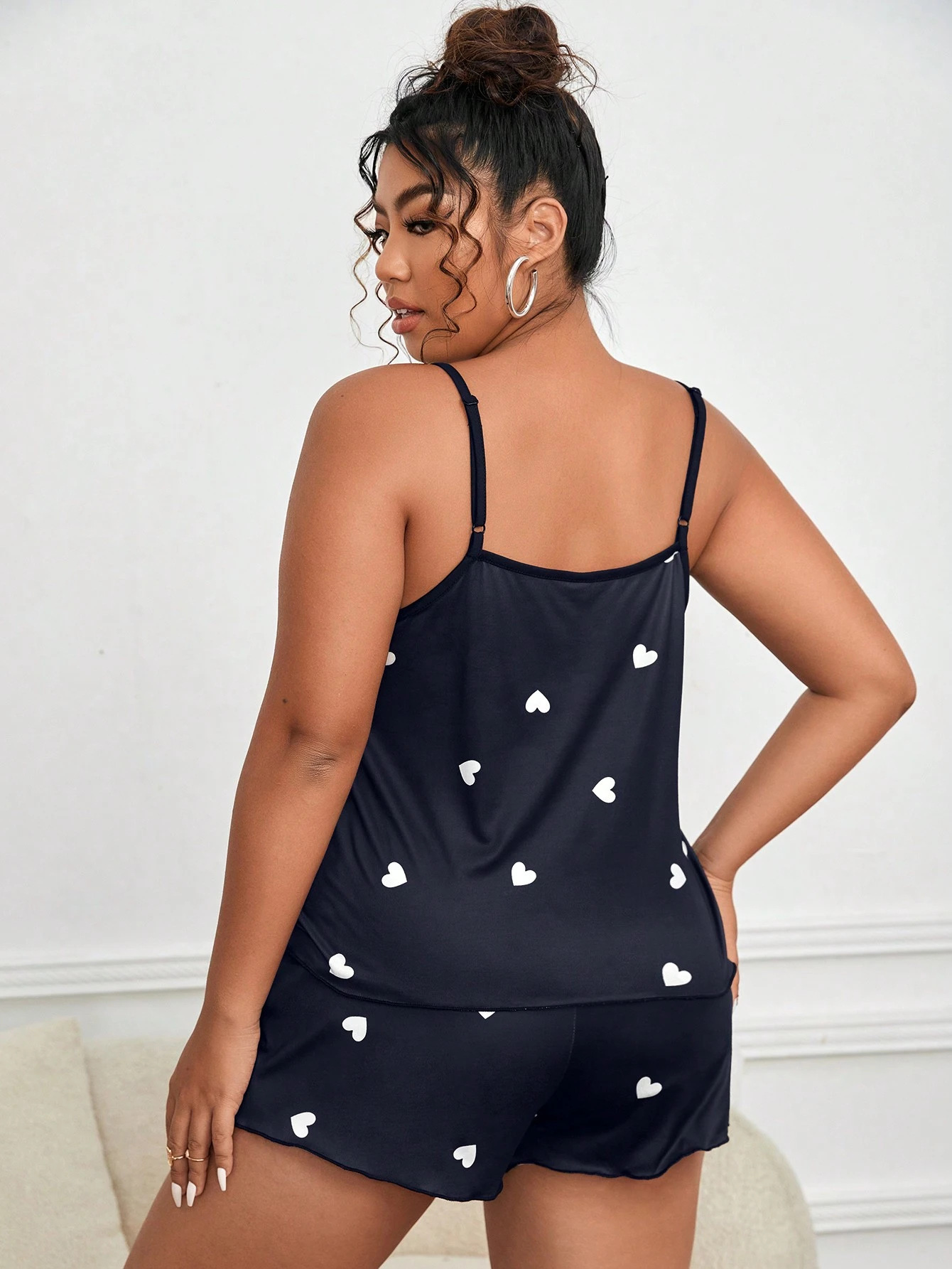 طقم بيجامة نسائي من قطعتين، مل - مراجعة Summer Clothing Ladies وسعره