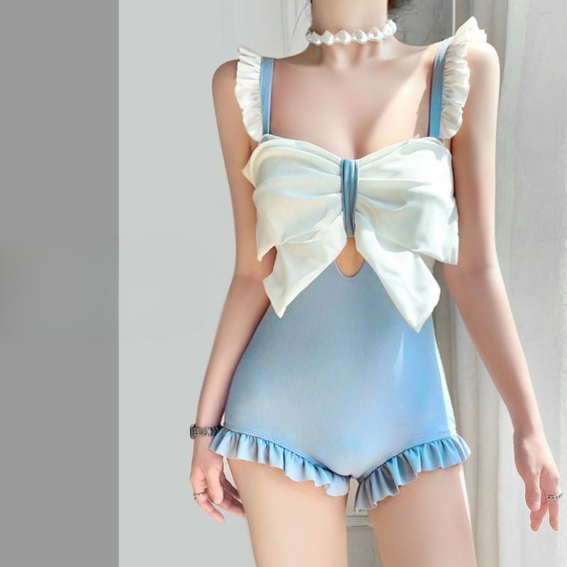 ملابس سباحة نسائية أنيقة بتصمي - مراجعة Swimsuit One Piece وسعره