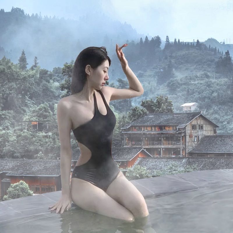 بدلة سباحة نسائية صيفية بلون و - مراجعة Swimsuit One Piece وسعره